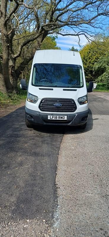Usado Ford Transit 2018 Blanco Monovolumen