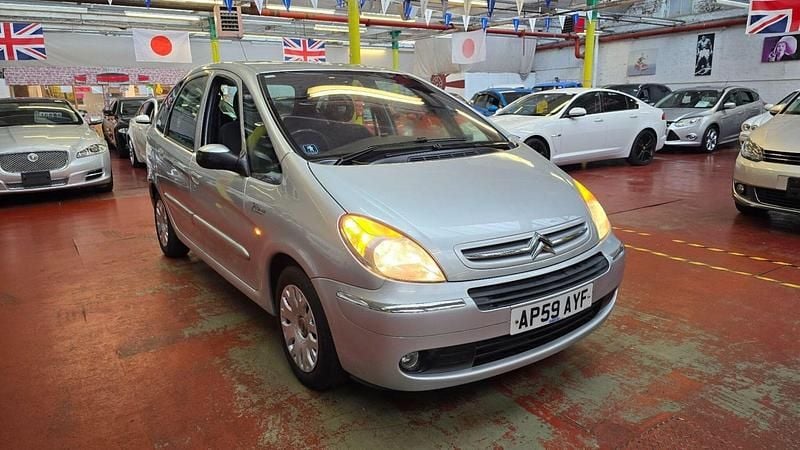 Used Citroën Xsara Picasso 2010 Silver MPV