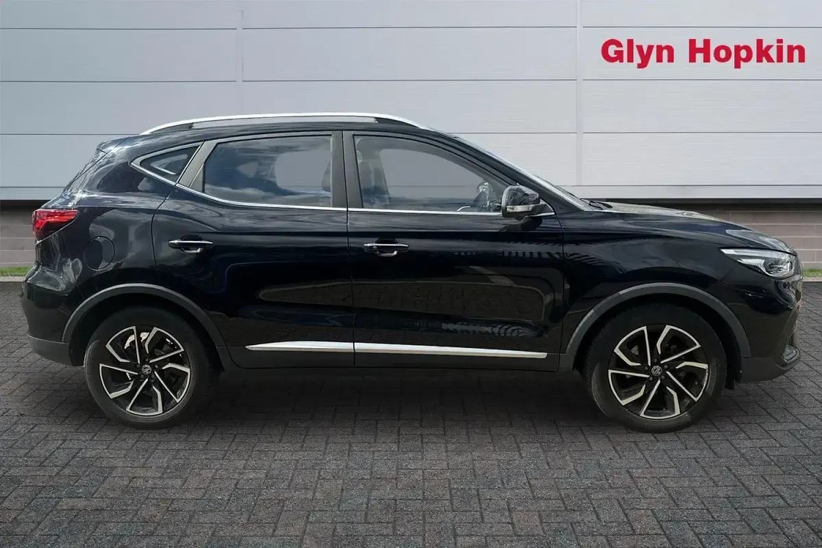 Usado MG ZS Exclusive 111 HP (81 kW) 2022 Preto SUV