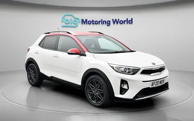 Used Kia Stonic 120 HP (88 kW) 2020 White SUV