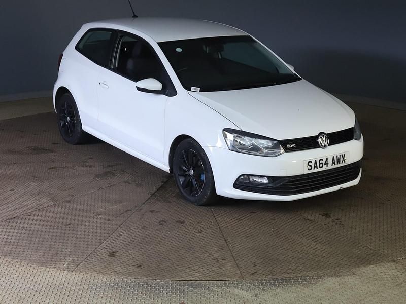 White Used 2014 VW Polo SE Hatchback | £3,890 (Fair price) - Image 1/4
