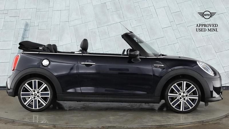 Used Mini Cooper S Exclusive 176 HP (129 kW) 2024 Black Hatchback