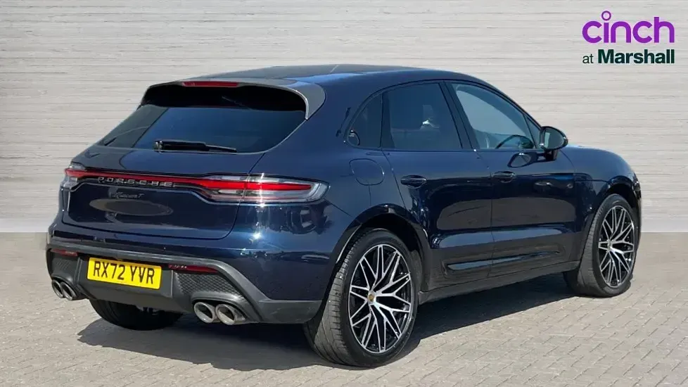 Used Porsche Macan 265 HP (194 kW) 2022 Blue SUV