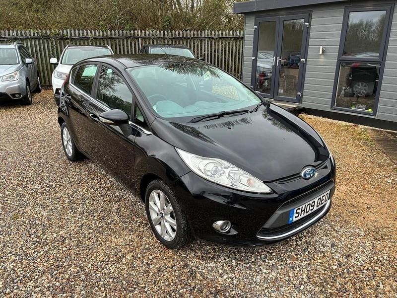 Used Ford Fiesta Zetec 96 HP (70 kW) 2009 Black Hatchback