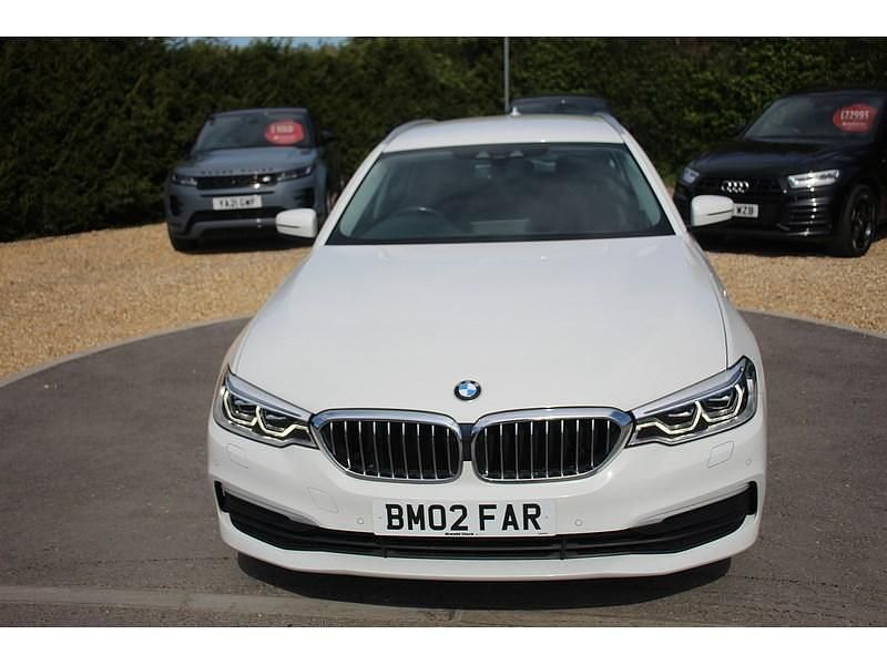 Begagnad BMW 520 Performance 2017 Vit Kombi