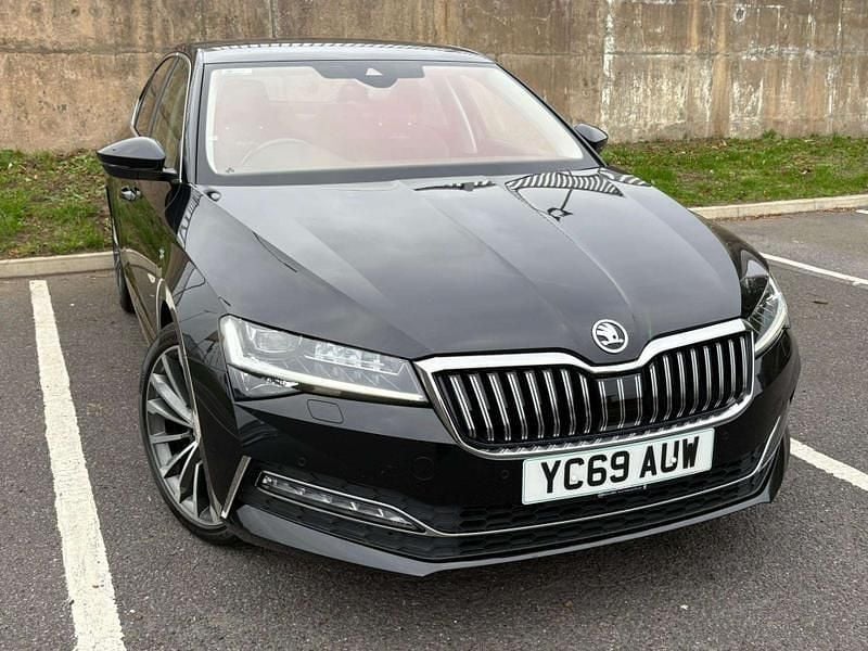 Black Used 2019 Skoda Superb LAURIN & KLEMENT Hatchback | £19,990 (Fair price) - Image 1/4