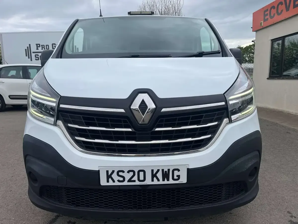 Used Renault Trafic Business 2020 White