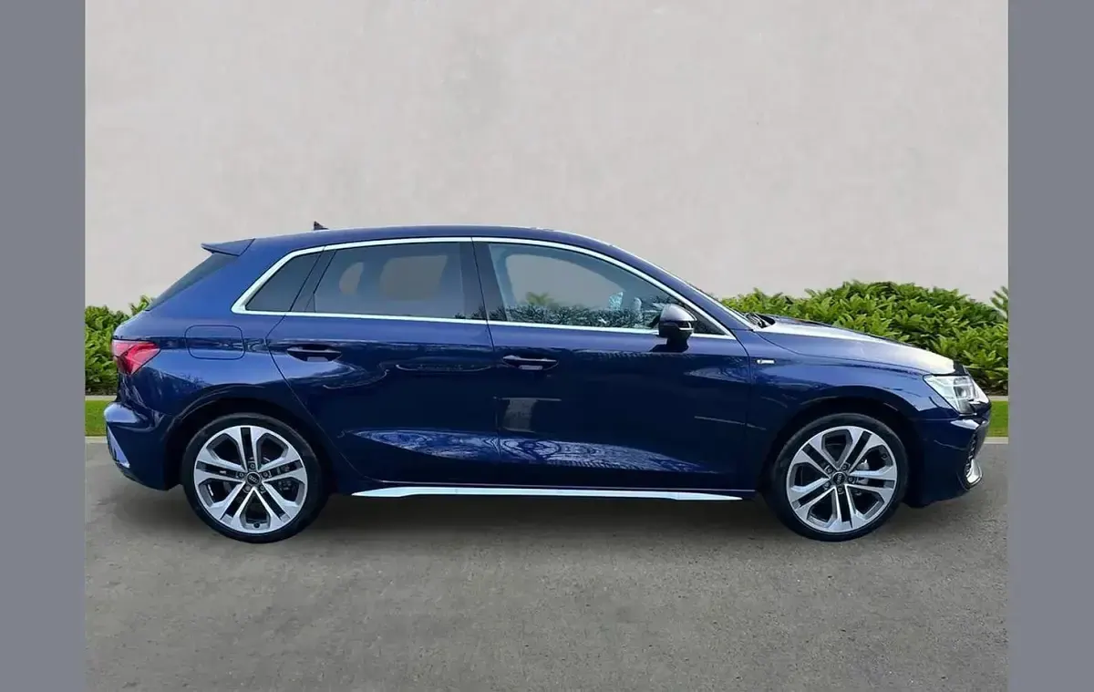 Used Audi A3 S-Line 150 HP (110 kW) 2026 Blue Hatchback