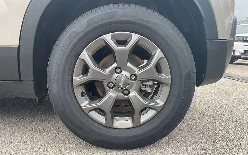 New Jeep Avenger EV Longitude 114 kW (156 HP) 2026 Beige SUV