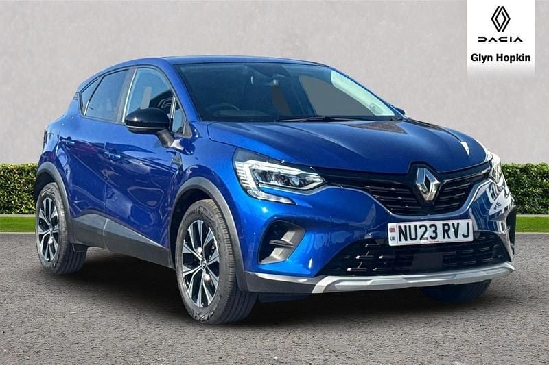 Blue Used 2023 Renault Captur Evolution SUV | £16,810 (Fair price) - Image 1/4