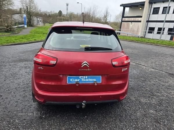 Used Citroën C4 Picasso Exclusive 115 HP (84 kW) 2015 Red MPV