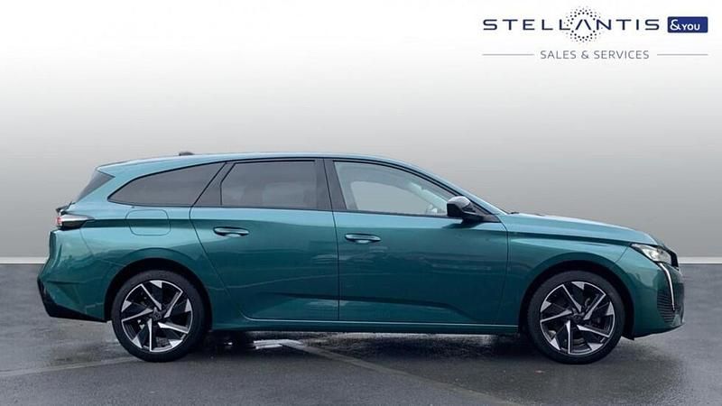 Used 2022 Peugeot 308 SW Allure Premium Estate | £16,838 (Fair price) - Image 1/3