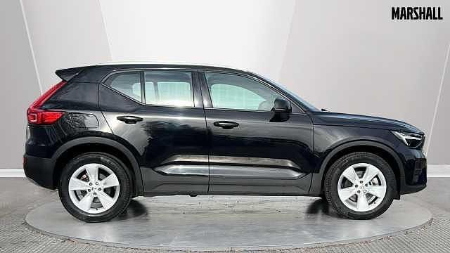 Used Volvo XC40 Core 161 HP (118 kW) 2025 Black SUV