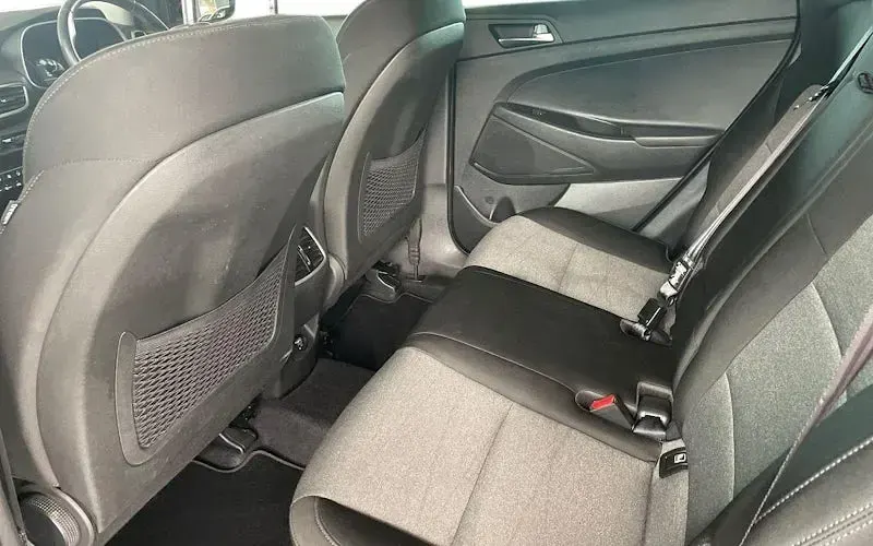 Used Hyundai Tucson SE 132 HP (97 kW) 2019 Grey SUV