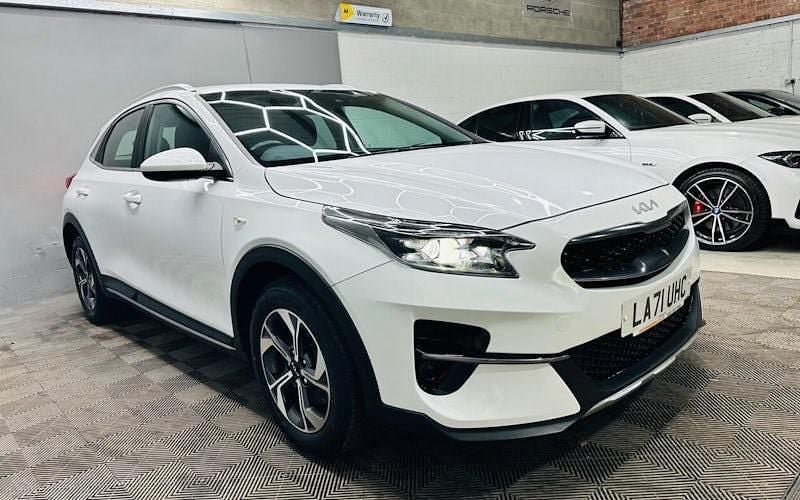 Used Kia XCeed 120 HP (88 kW) 2022 White SUV