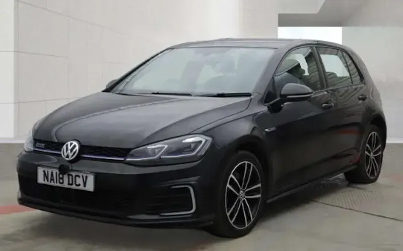 Used VW Golf VII GTE 204 HP (150 kW) 2018 Black Hatchback
