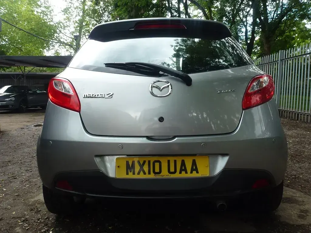 Used Mazda 2 86 HP (63 kW) 2010 Silver Hatchback