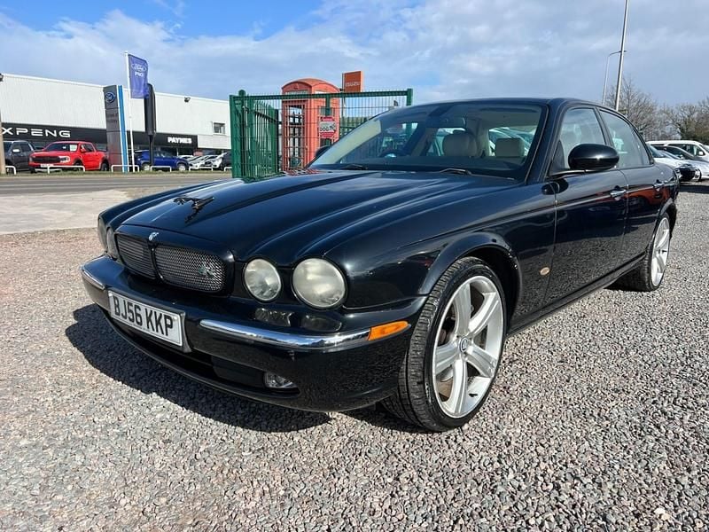 Used Jaguar XJ8 2006 Black Sedan