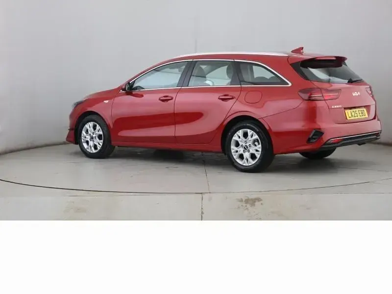 Used Kia Ceed Sportswagon 138 HP (101 kW) 2025 Red Estate