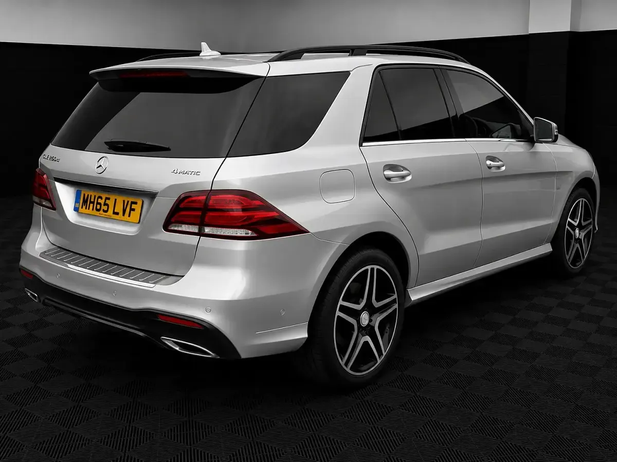 Used Mercedes GLE250 AMG line 204 HP (150 kW) 2016 Silver SUV
