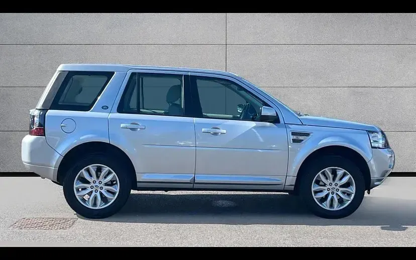 Used Land Rover Freelander 2 HSE 187 HP (137 kW) 2014 Silver SUV