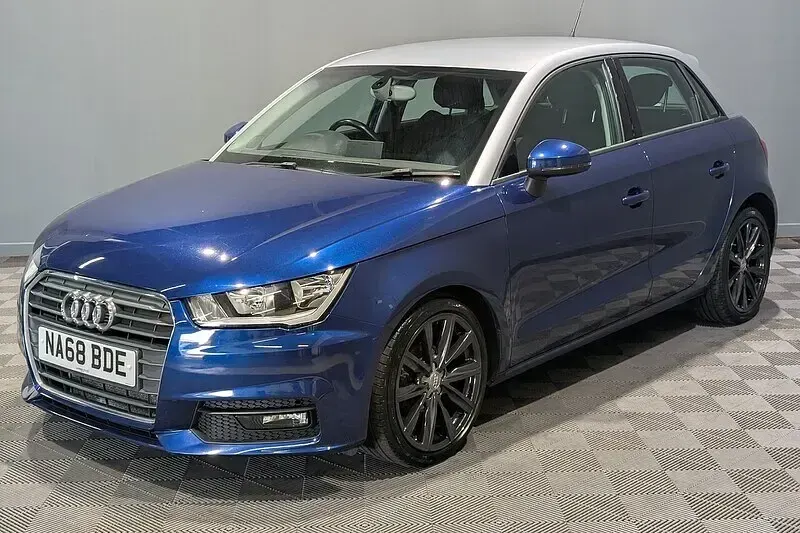 Used Audi A1 Sportback Sport 95 HP (69 kW) 2018 Blue Hatchback
