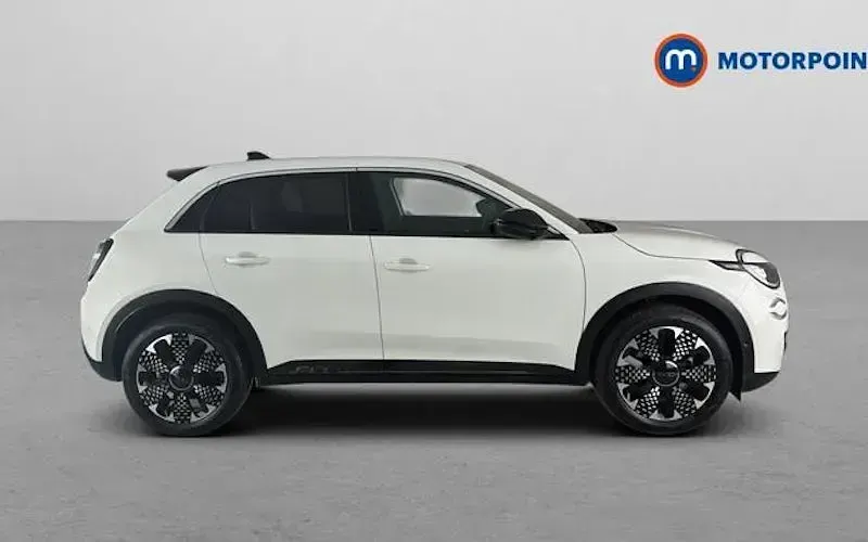 Used Fiat 600E La Prima 114 kW (156 HP) 2026 Hatchback