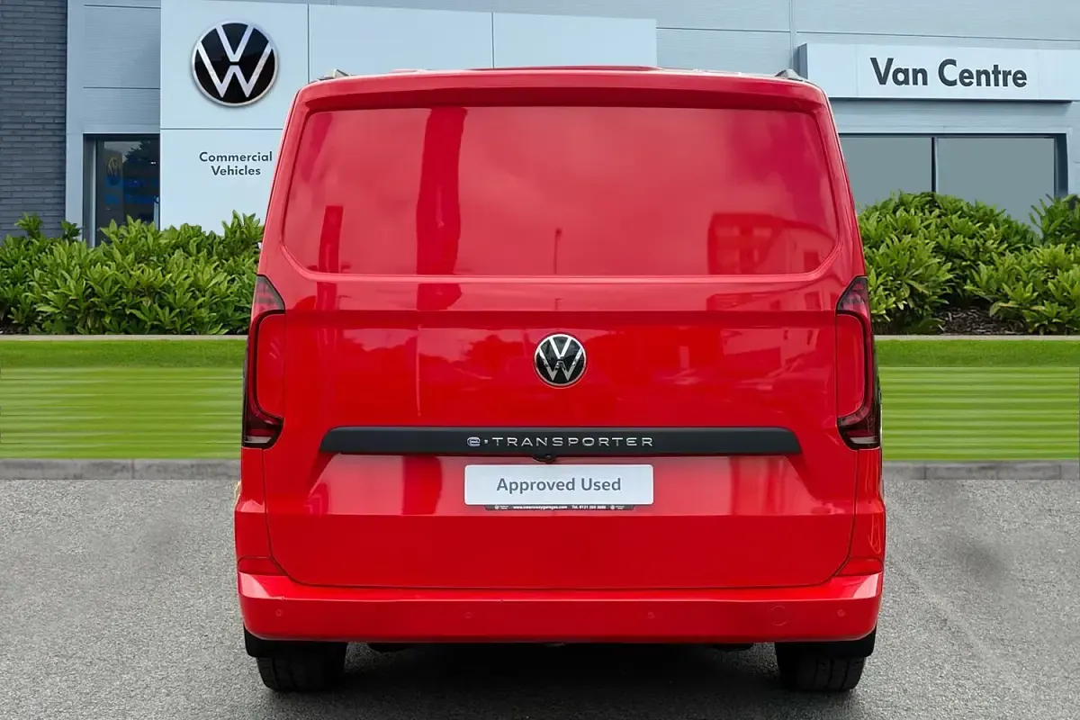 Used VW T7 Pro 160 kW (218 HP) 2026 Red Van