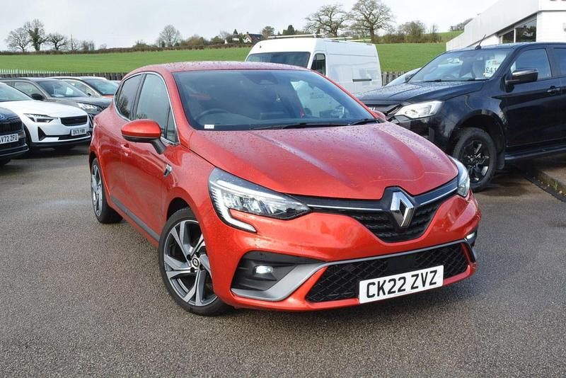 Used Renault Clio V RS Line 90 HP (66 kW) 2022 Red Hatchback