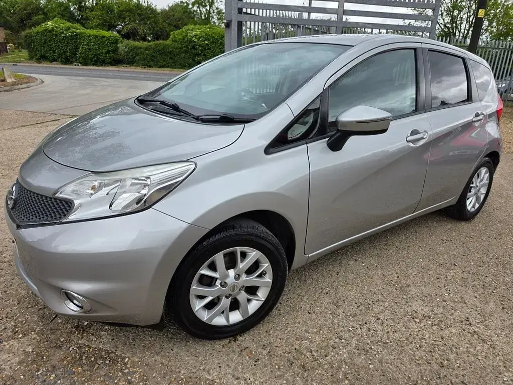 Used Nissan Note Acenta 80 HP (58 kW) 2014 Silver Hatchback