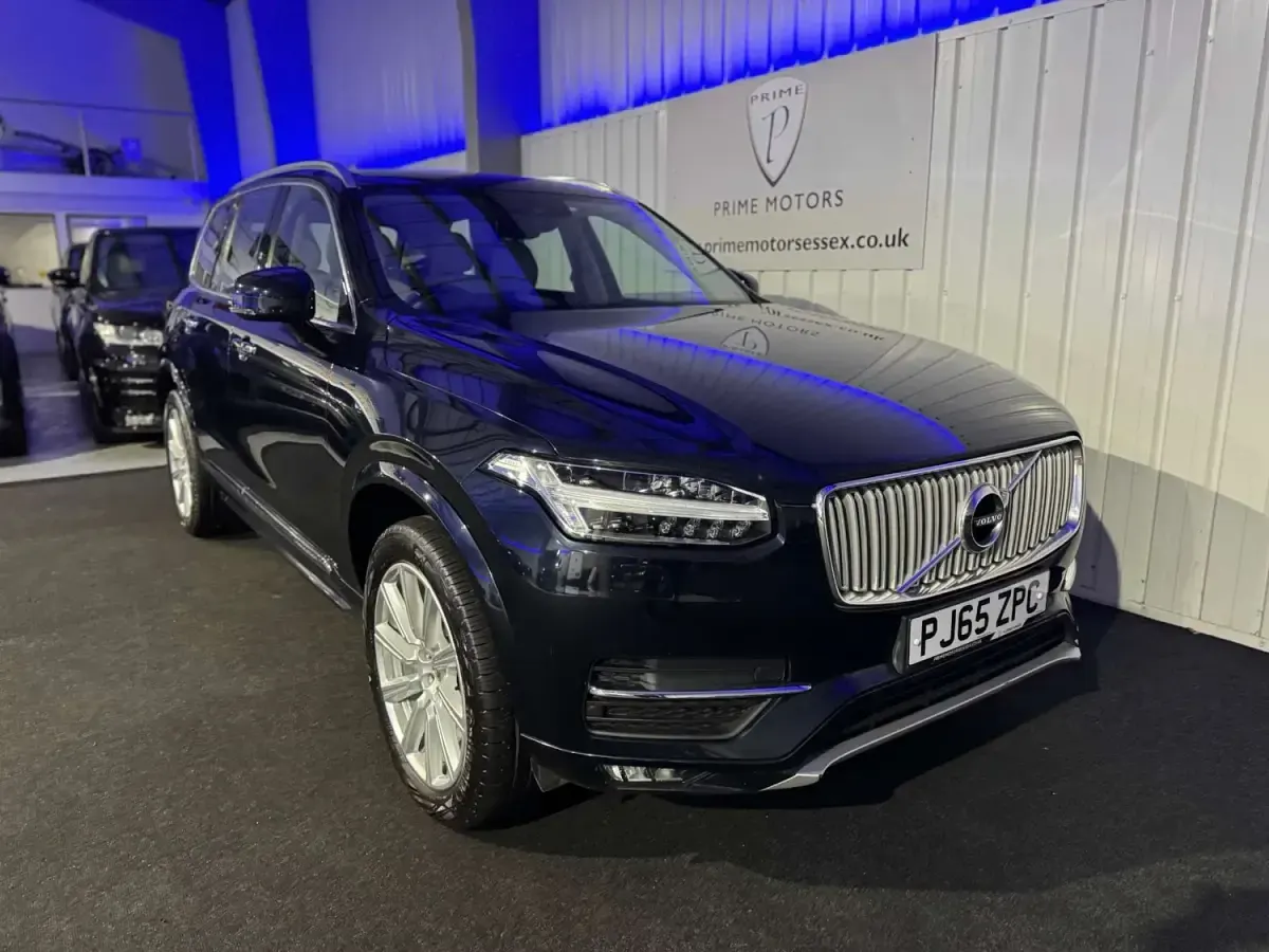 Usado Volvo XC90 Inscription 225 CV (165 kW) 2015 Azul SUV