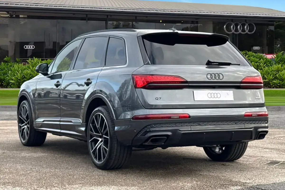 New Audi Q7 Black Edition 2026 Grey SUV