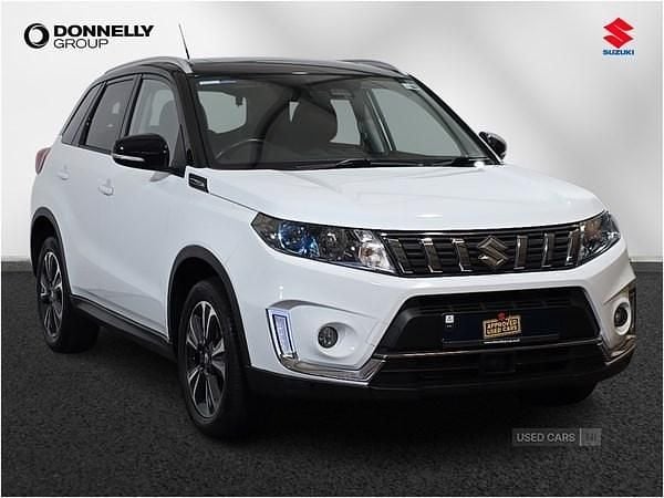 Superior white Used 2018 Suzuki Vitara SZ5 Estate | £11,990 (Fair price) - Image 1/4