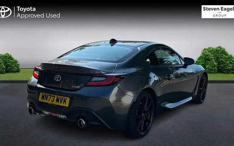 Used Toyota GR86 235 HP (172 kW) 2022 Grey Coupe