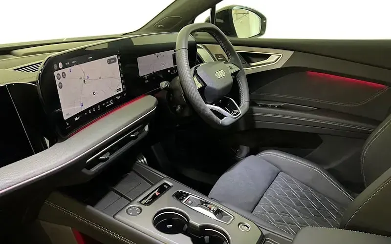 New Audi Q4 Sportback e-tron Performance 210 kW (286 HP) 2026 SUV