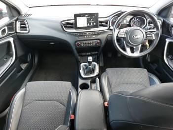 Used Kia Ceed 2018 Red Hatchback