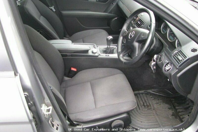 Used Mercedes C180 156 HP (114 kW) 2009 Sedan