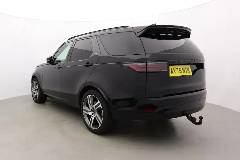 Used Land Rover Discovery HSE Dynamic 345 HP (253 kW) 2025 Black SUV