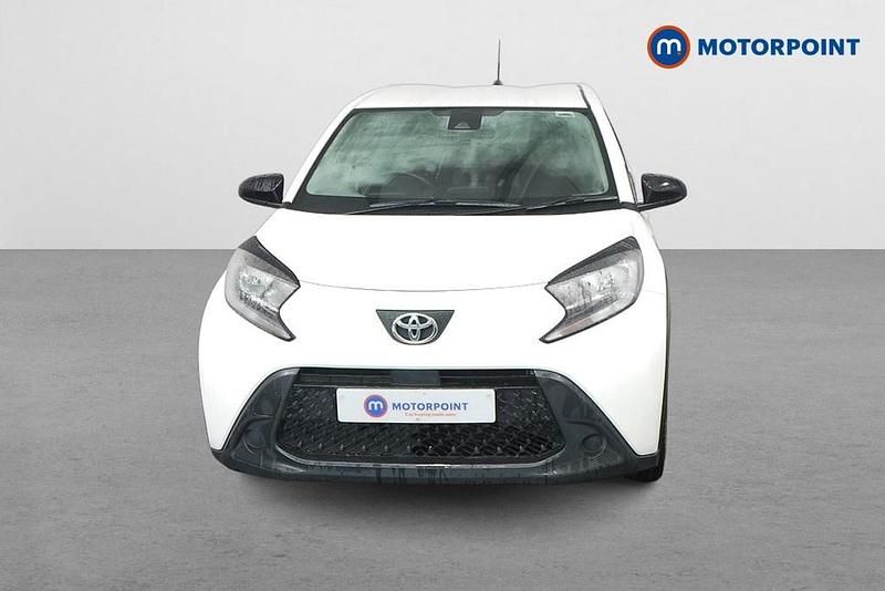 White Used 2022 Toyota Aygo X PURE SUV | £11,399 - Image 1/4