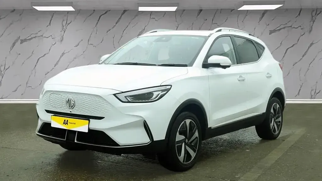 Usado MG ZS Trophy 130 kW (177 HP) 2023 Branco SUV