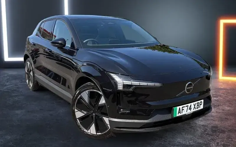 Używany Volvo EX30 Ultra 200 kW (272 KM) 2025 SUV
