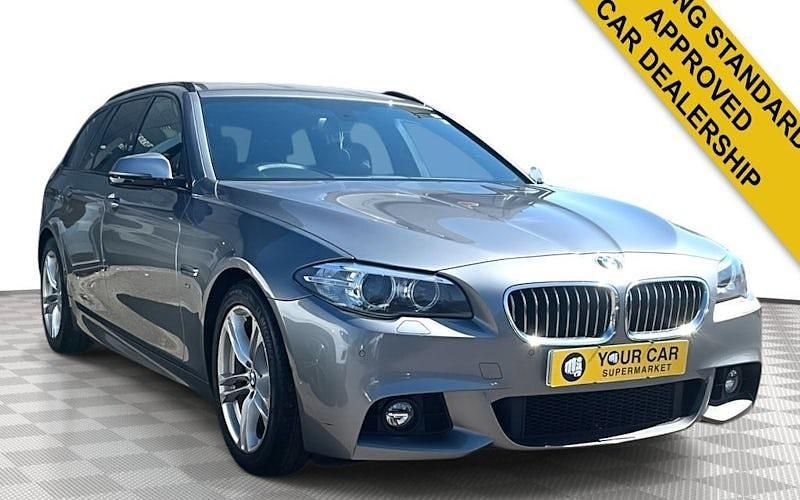 Begagnad BMW 520 M Sport 190 HK (139 kW) 2016 Grå Kombi