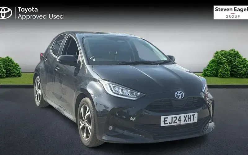 Used Toyota Yaris Design 116 HP (85 kW) 2024 Hatchback