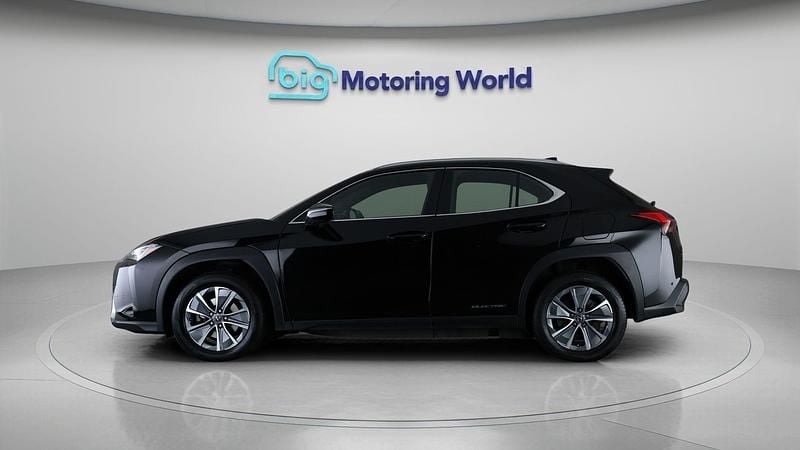 Used Lexus UX 300e 147 kW (201 HP) 2023 SUV