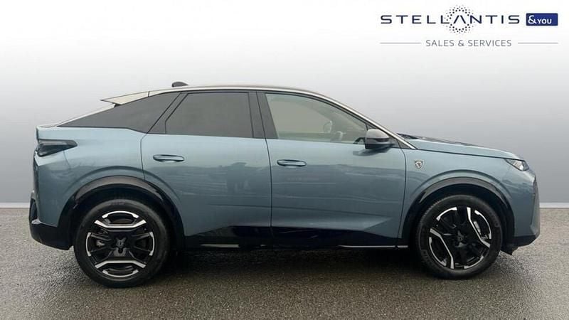 Blue Used 2025 Peugeot e-3008 GT SUV | £25,641 (Fair price) - Image 1/3