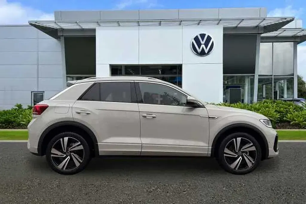 Nowe VW T-Roc R-line 150 KM (110 kW) 2026 Szary SUV