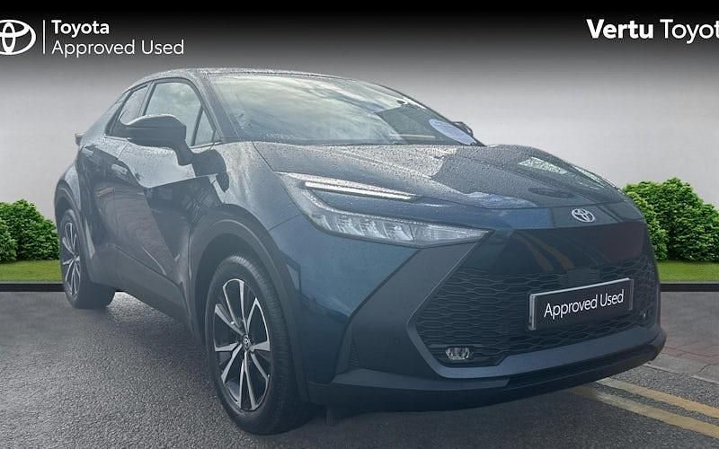 Blue Used 2025 Toyota C-HR Design SUV | £28,248 - Image 1/4