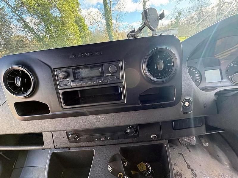 Usado Mercedes Sprinter 143 HP (105 kW) 2019 Branco Van