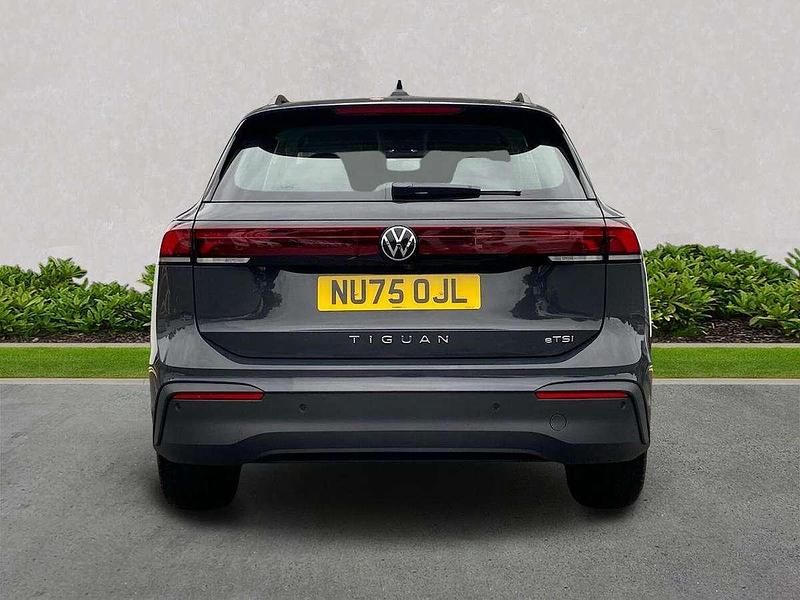 Used VW Tiguan Life 148 HP (108 kW) 2025 Grey SUV