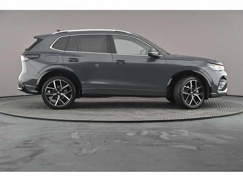 Used VW Tiguan 272 HP (200 kW) 2025 SUV
